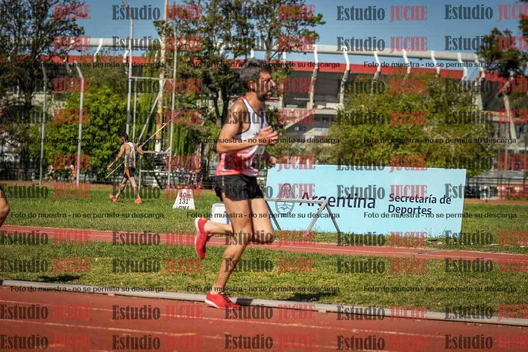 Fotos de los 5000 m llanos de varones