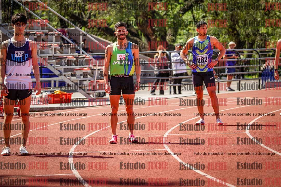 Fotos de los 800 m llanos de varones