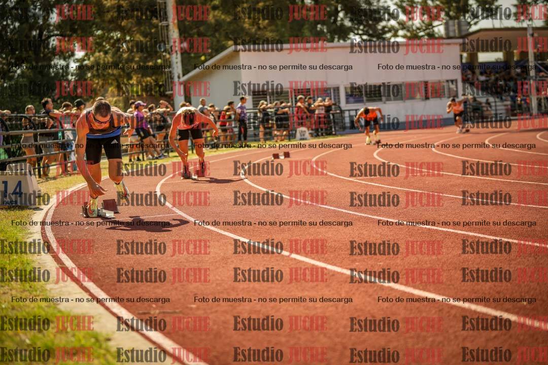 Fotos de los 400 m llanos de varones