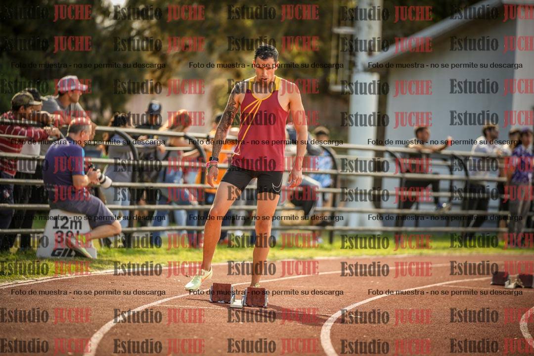 Fotos de los 400 m llanos de varones