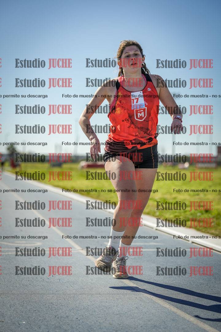 Fotos de los 5000 m llanos de mujeres y varones