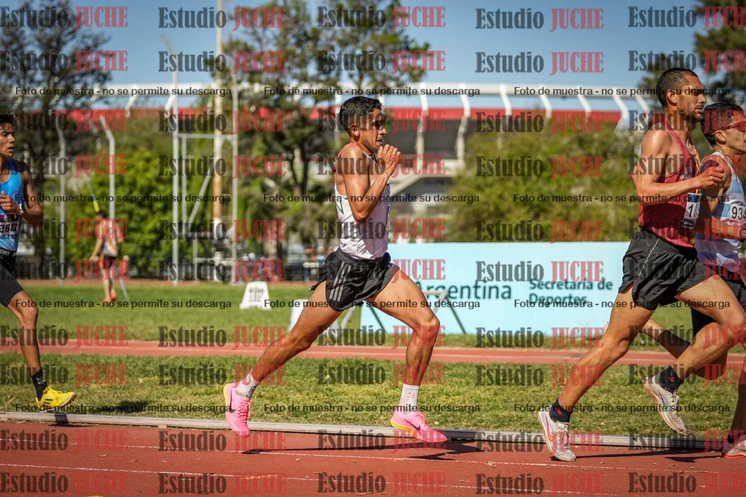 Fotos de los 5000 m llanos de varones