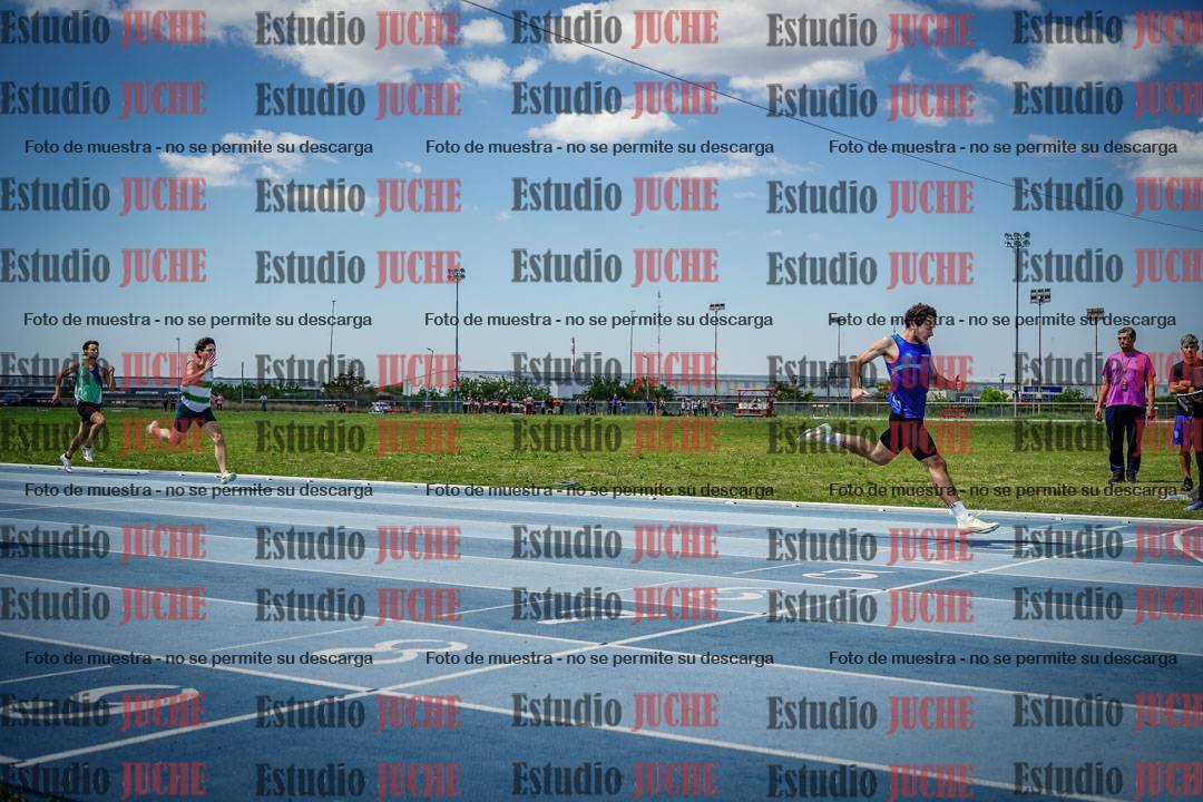 Fotos de los 400 m llanos de varones
