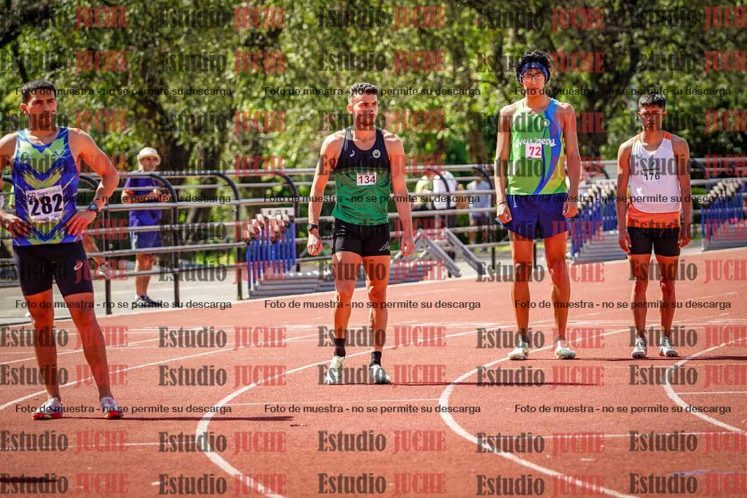 Fotos de los 800 m llanos de varones