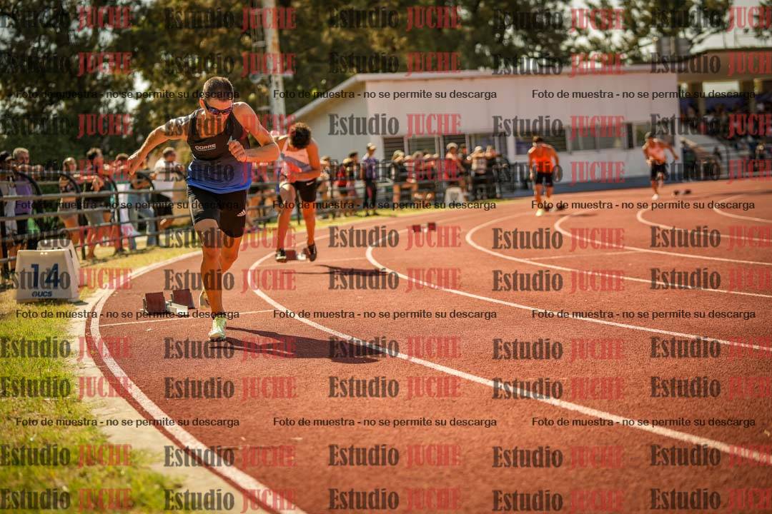 Fotos de los 400 m llanos de varones