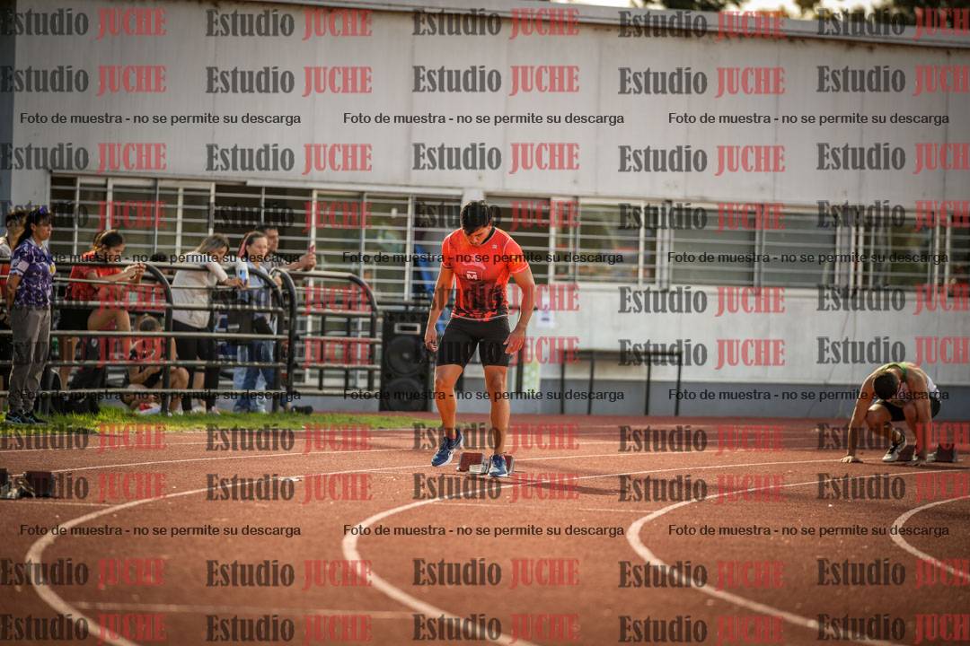 Fotos de los 400 m llanos de varones
