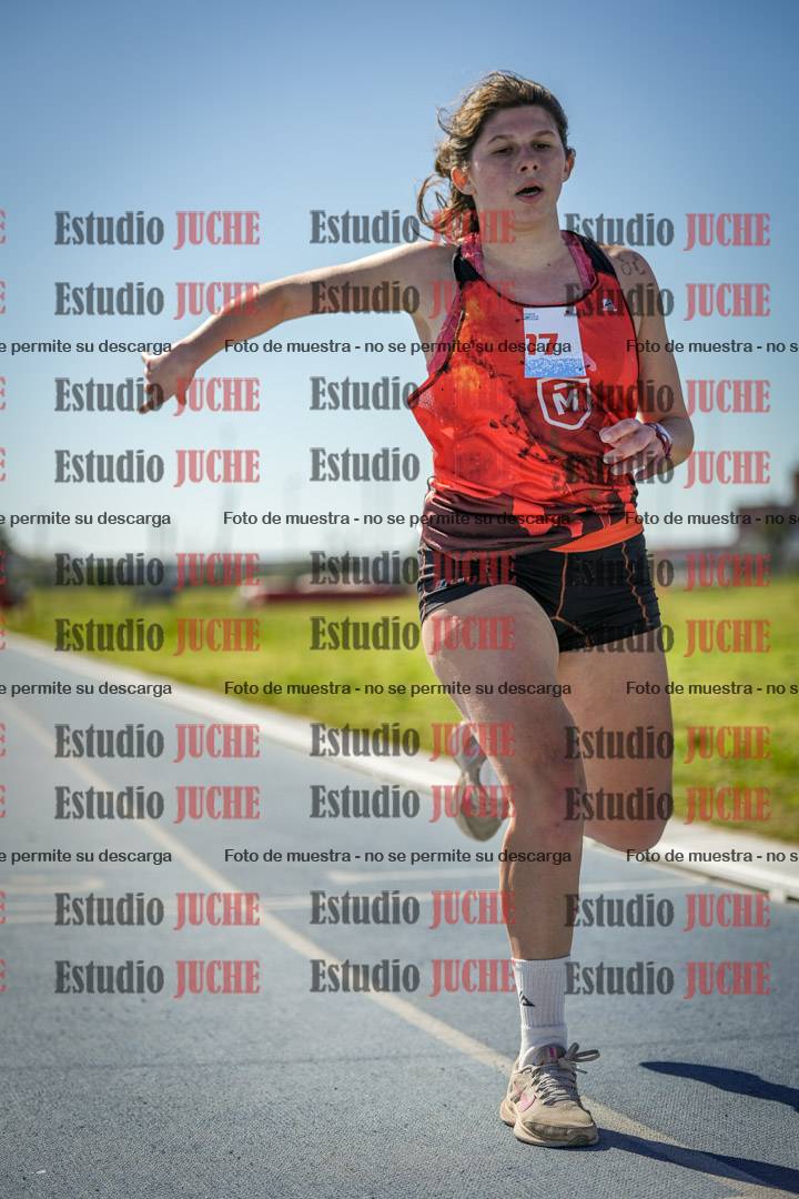 Fotos de los 5000 m llanos de mujeres y varones
