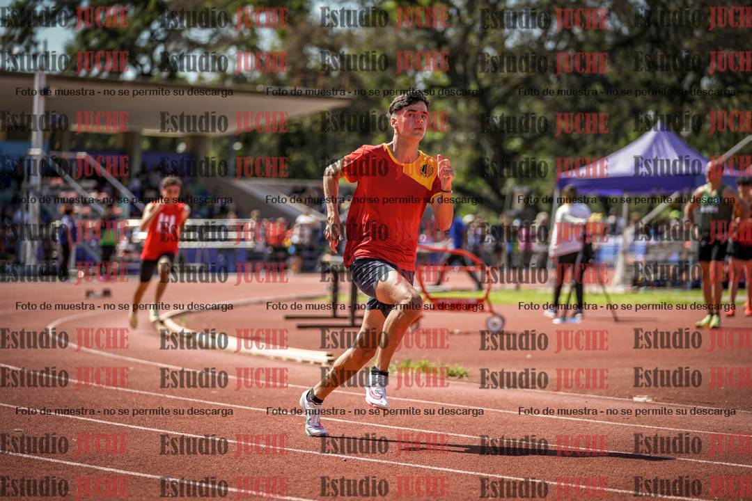 Fotos de los 400 m llanos de varones