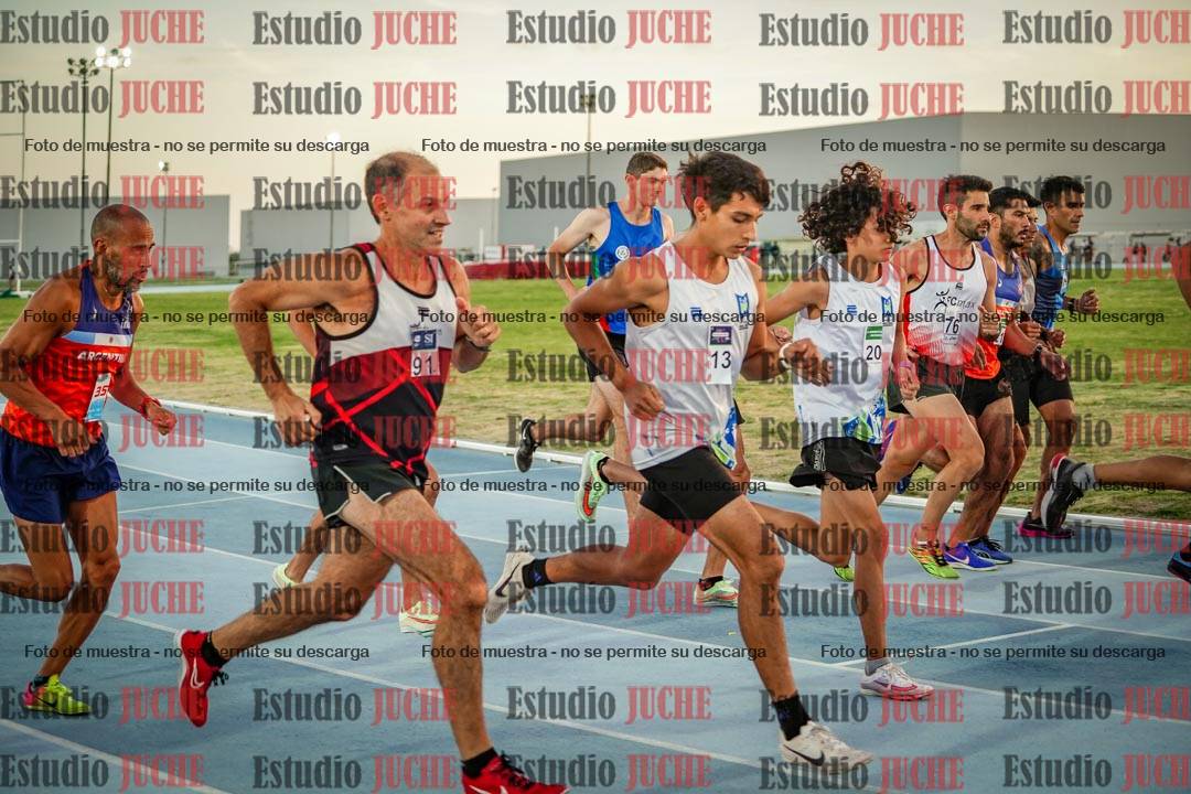 Fotos de los 3000 m llanos de varones