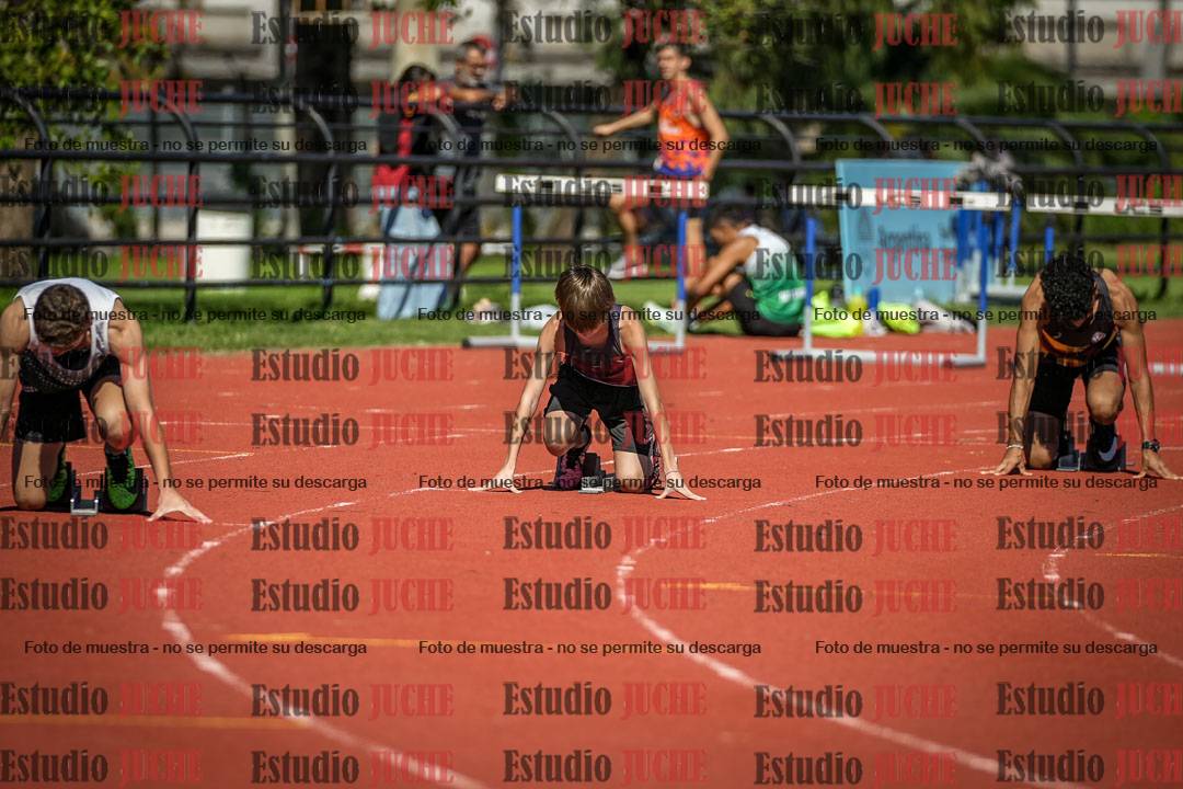 Fotos de los 200 m llanos de varones
