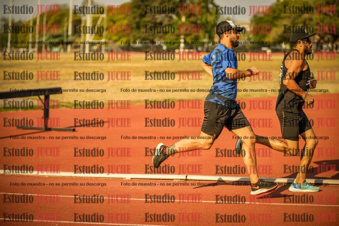 Fotos de los 1500 m llanos de varones