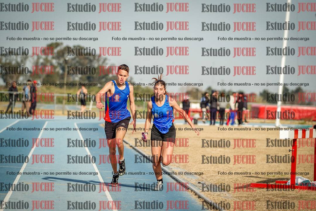 Fotos de las Postas 8x200 m mixta