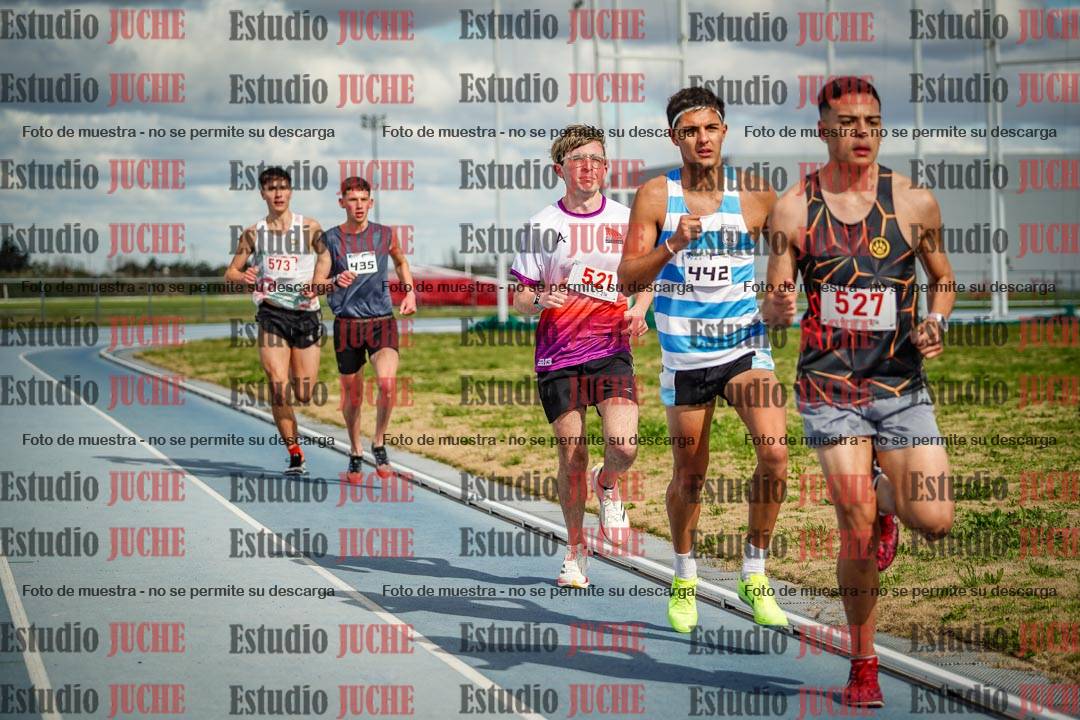 Fotos de los 5000 m llanos de varones