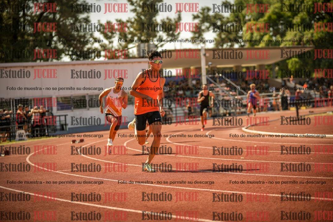 Fotos de los 400 m llanos de varones