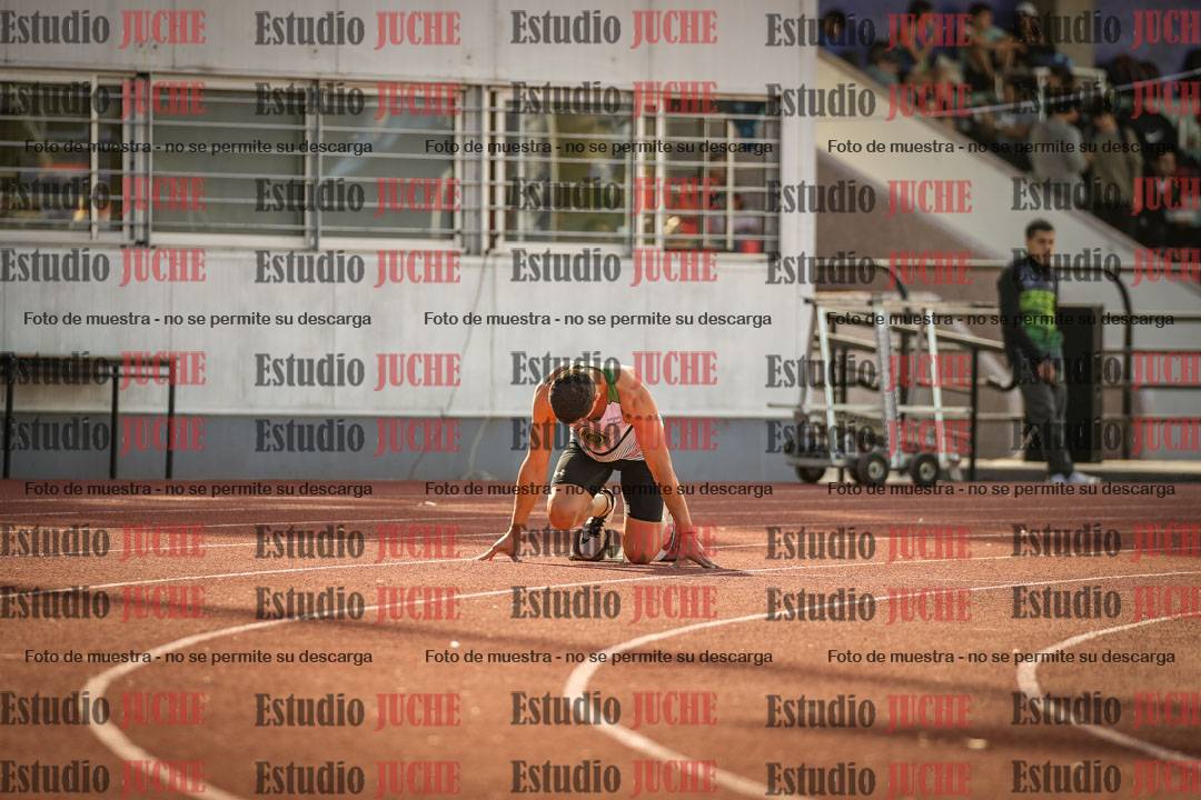 Fotos de los 400 m llanos de varones