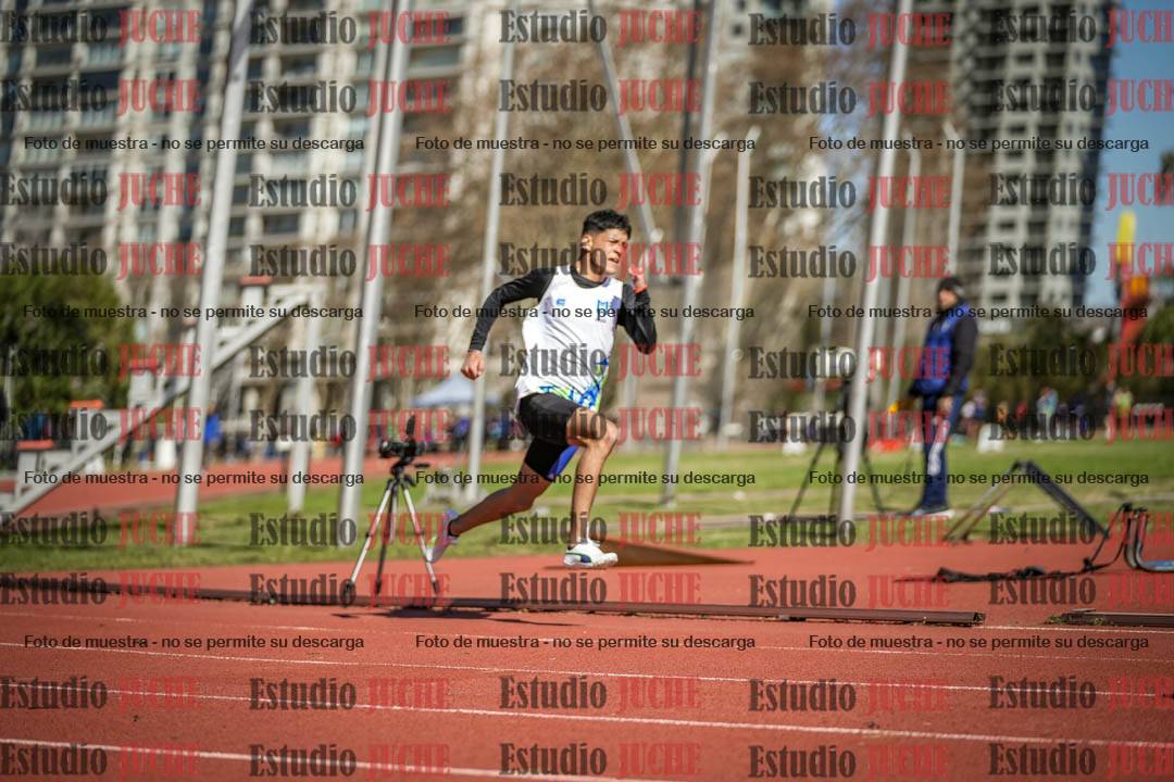 Fotos de los 200 m llanos de varones