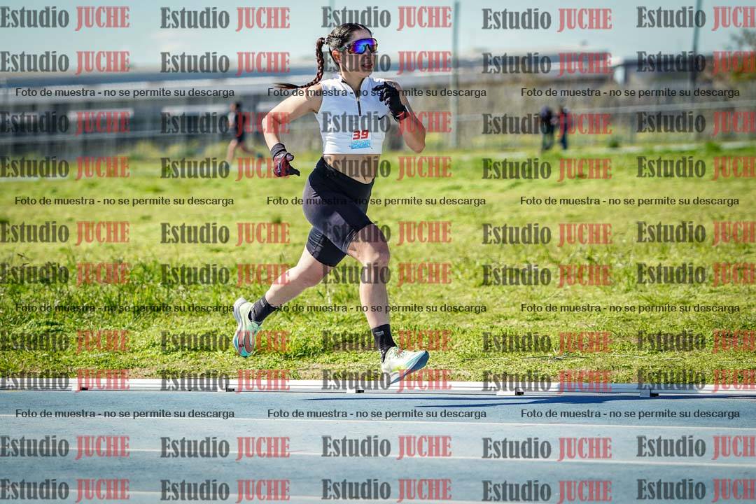 Fotos de los 5000 m llanos de mujeres y varones
