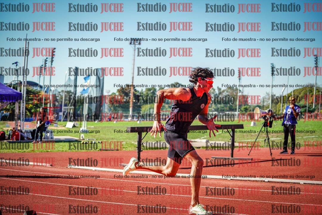 Fotos de los 400 m llanos de varones