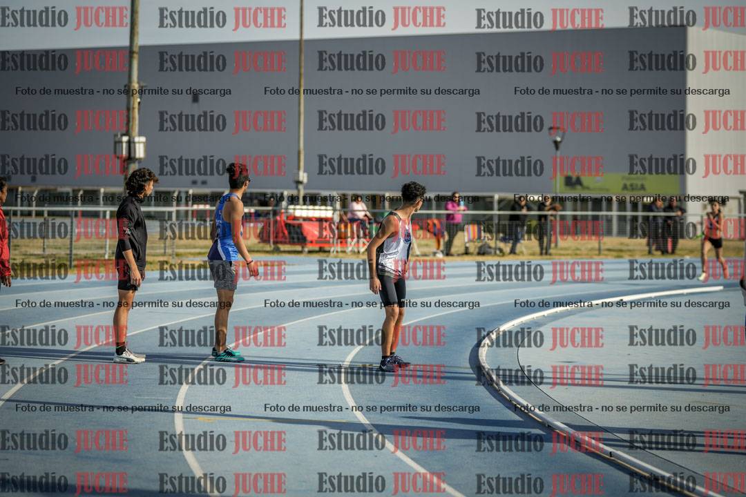 Fotos de las Postas 8x200 m mixta