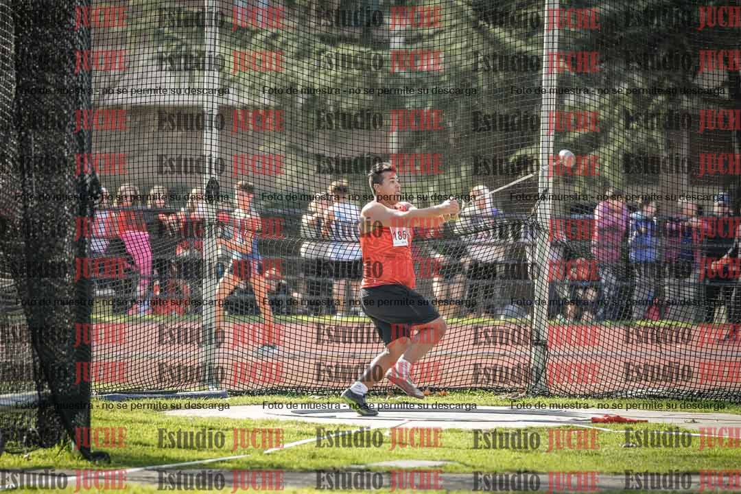 Fotos del lanzamiento de martillo de varones