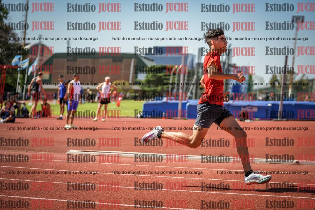 Fotos de los 400 m llanos de varones