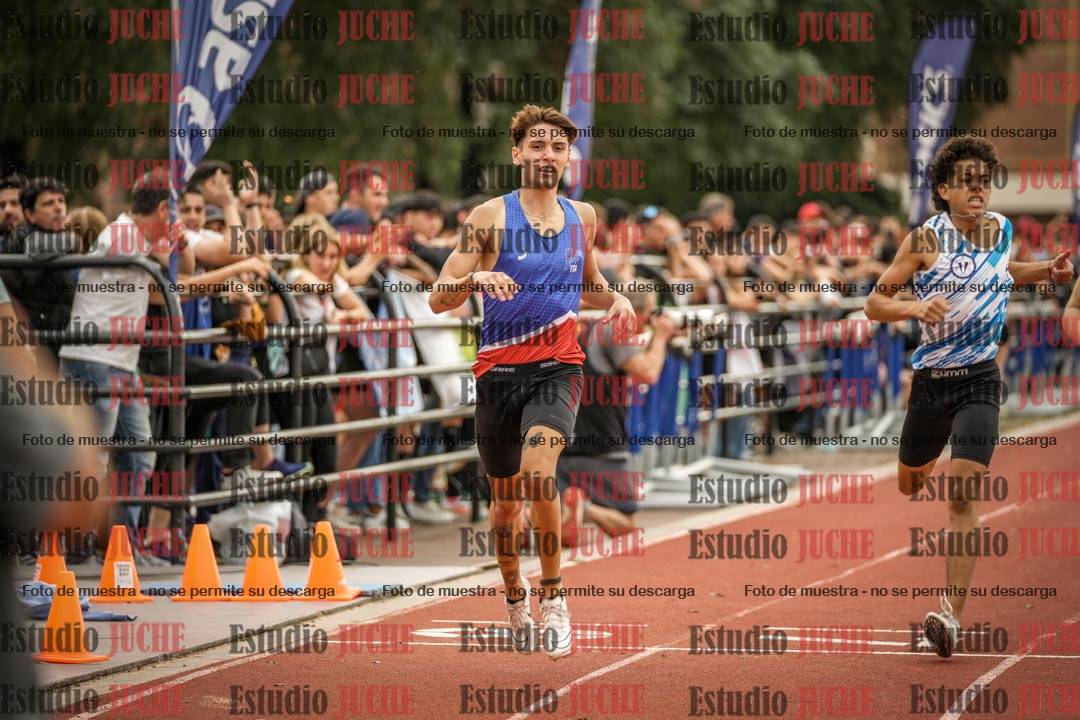 Fotos de los 400 m llanos de varones - FINAL
