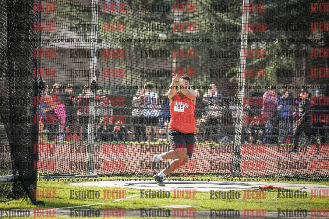 Fotos del lanzamiento de martillo de varones