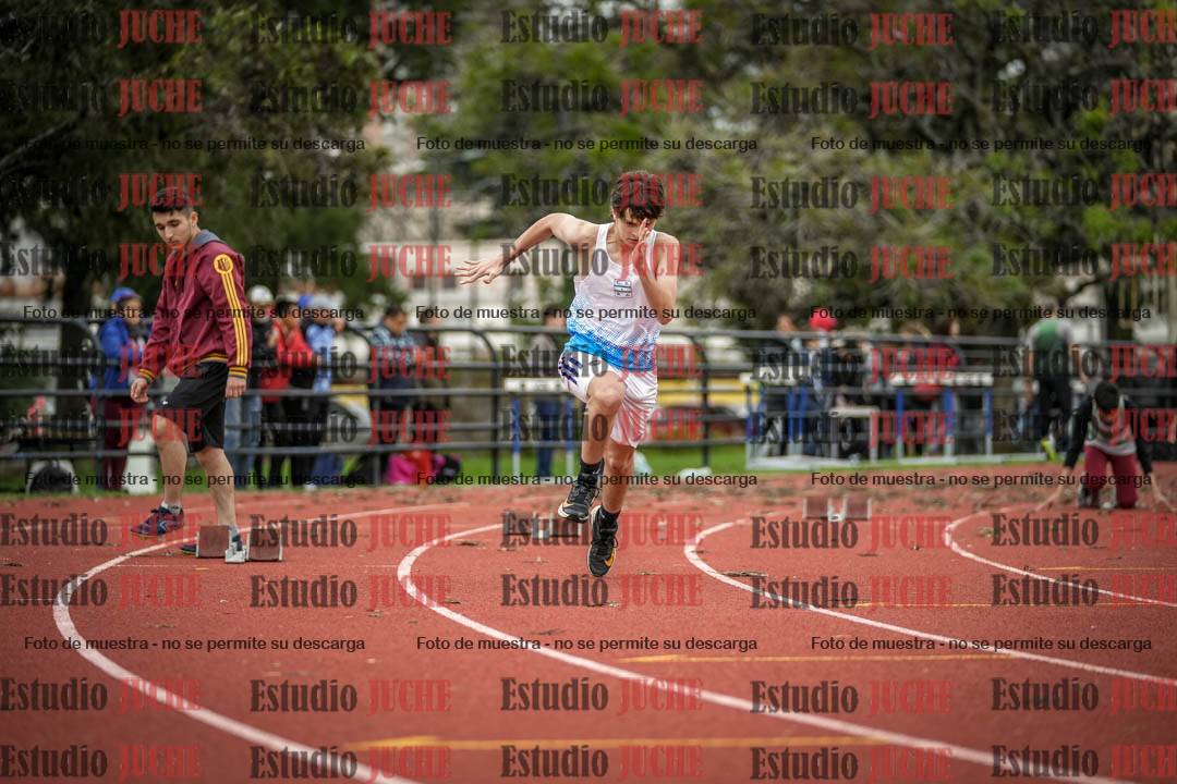 Fotos de los 200 m llanos de varones