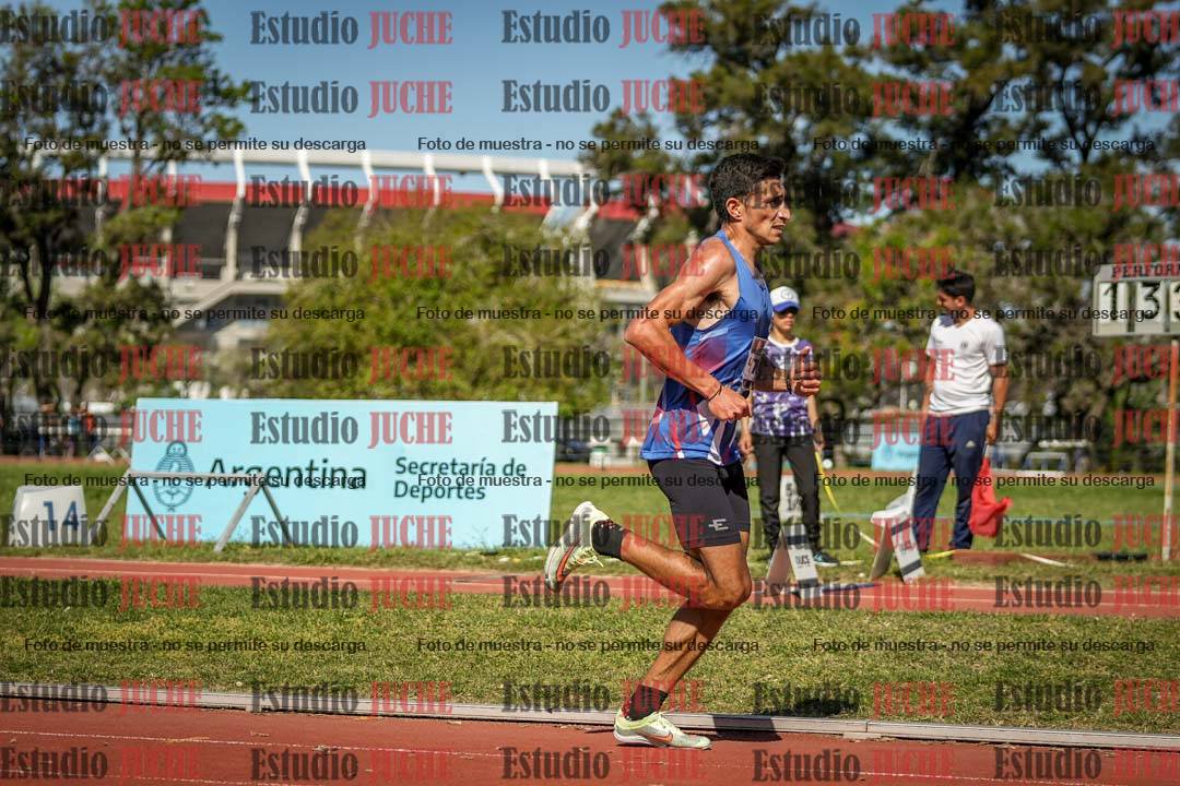 Fotos de los 5000 m llanos de varones