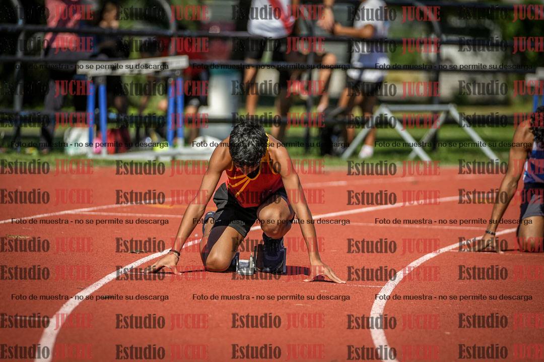 Fotos de los 200 m llanos de varones