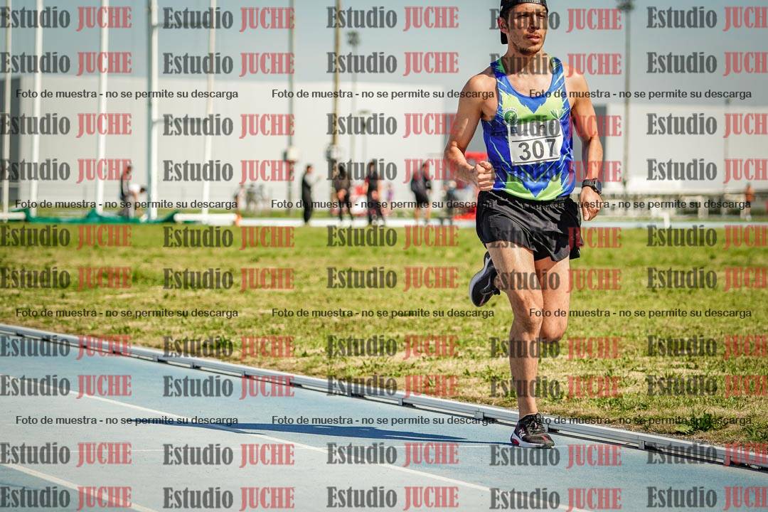 Fotos de los 3000 m llanos de varones