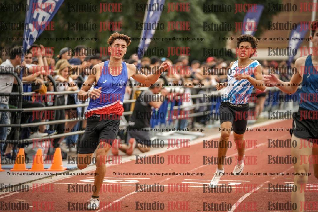 Fotos de los 400 m llanos de varones - FINAL
