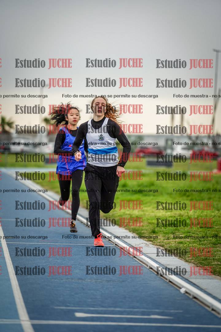 Fotos de los 800 m llanos de varones - heptatlón y hexatlón
