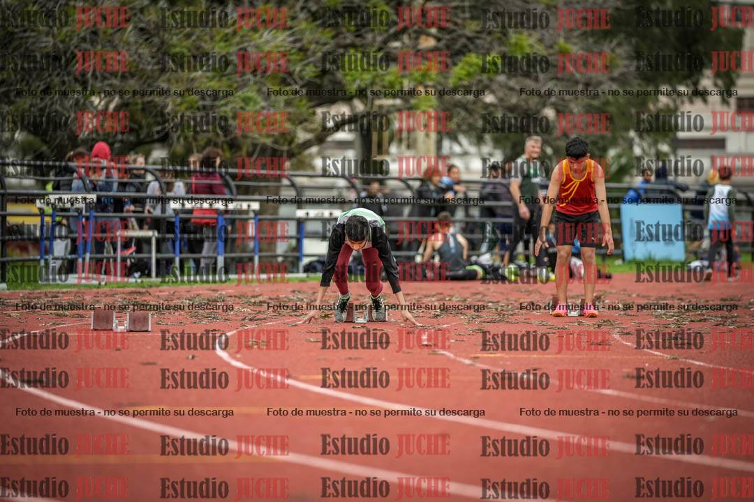Fotos de los 200 m llanos de varones