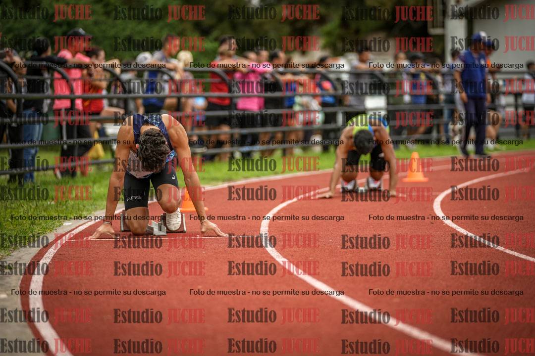 Fotos de los 400 m llanos de varones