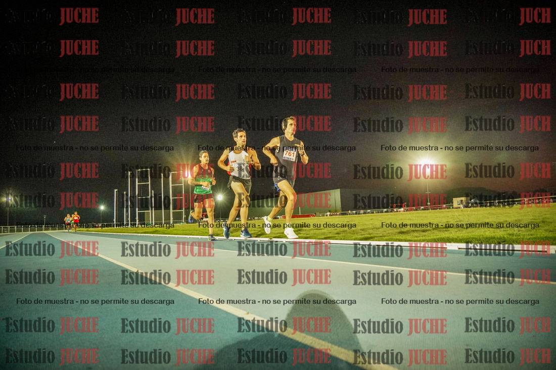 Fotos de los 3000 m llanos de varones