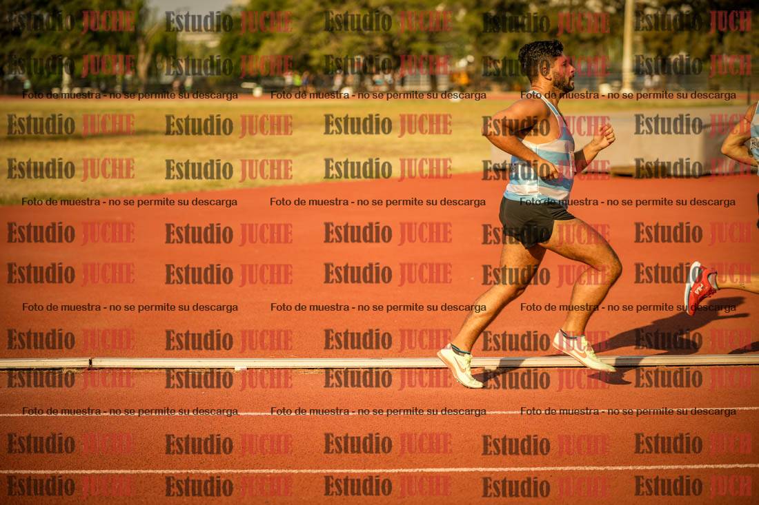Fotos de los 1500 m llanos de varones