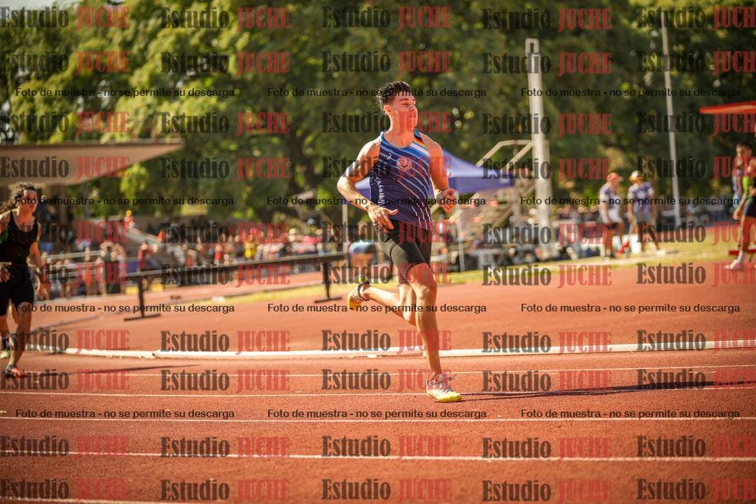 Fotos de los 400 m llanos de varones