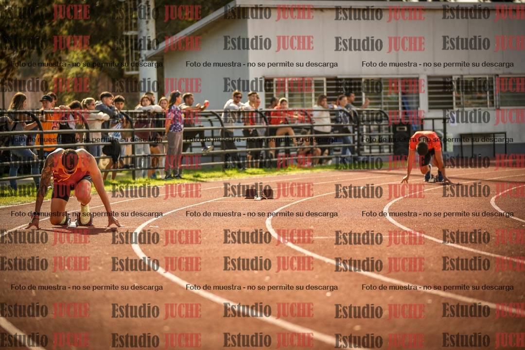 Fotos de los 400 m llanos de varones