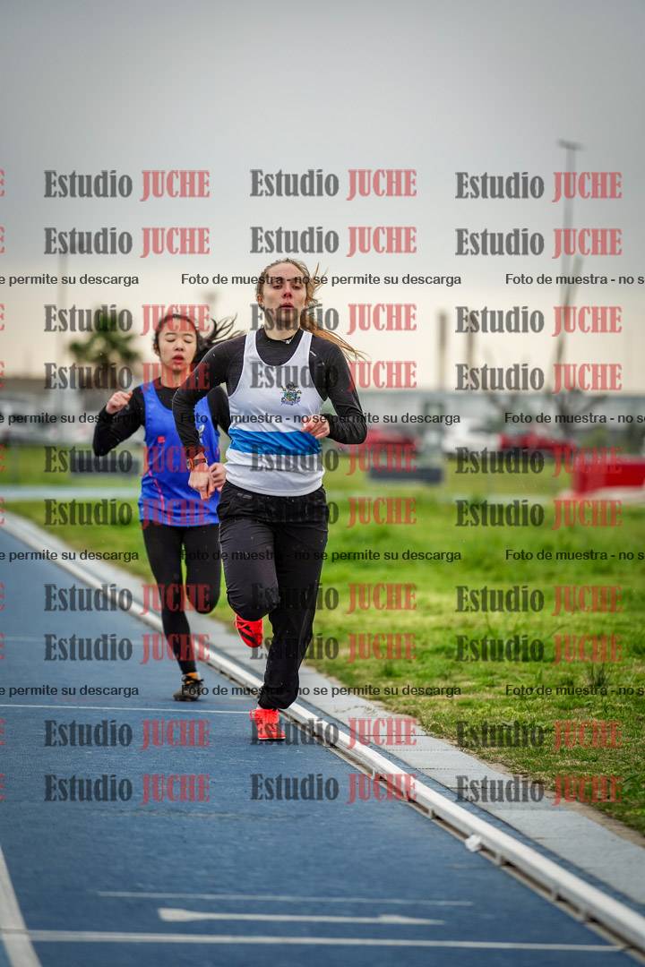 Fotos de los 800 m llanos de varones - heptatlón y hexatlón