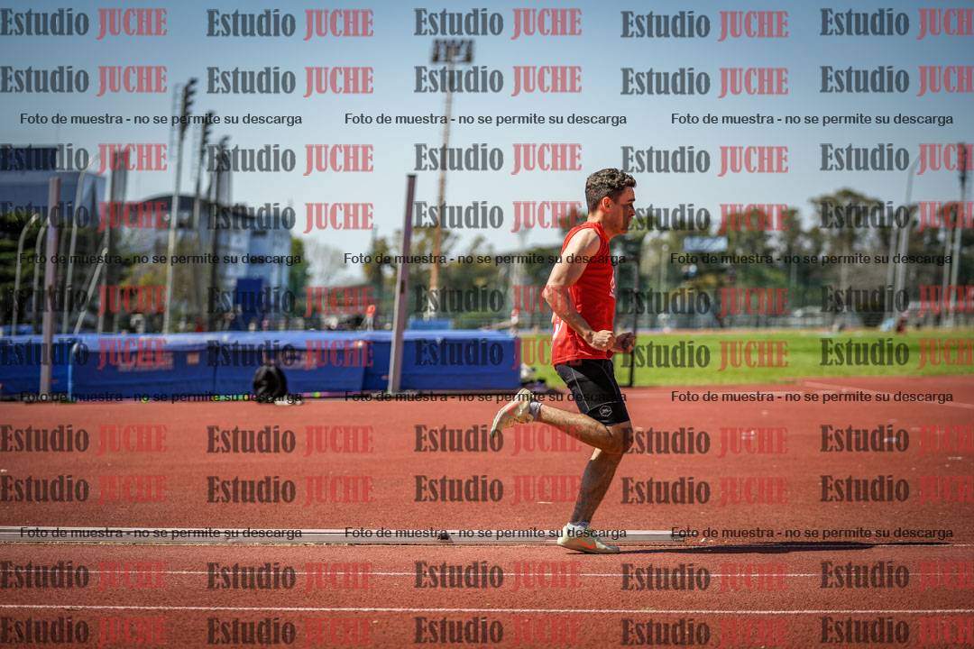 Fotos de los 400 m llanos de varones