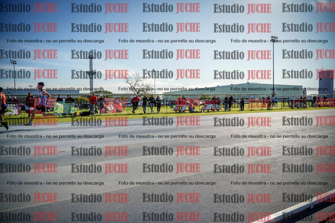 Fotos de los 100 m llanos de varones - FINAL