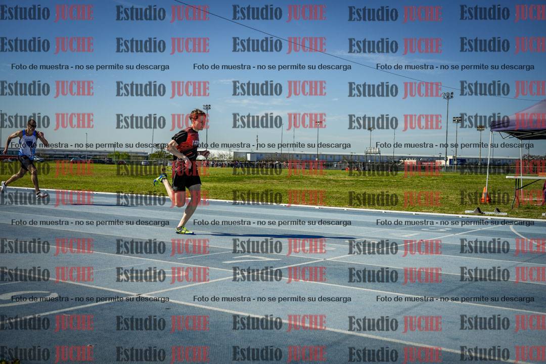 Fotos de los 400 m llanos de varones