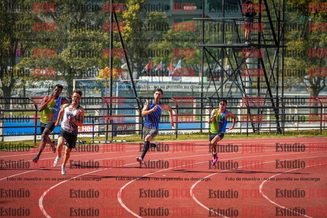 Fotos de los 200 m llanos de varones