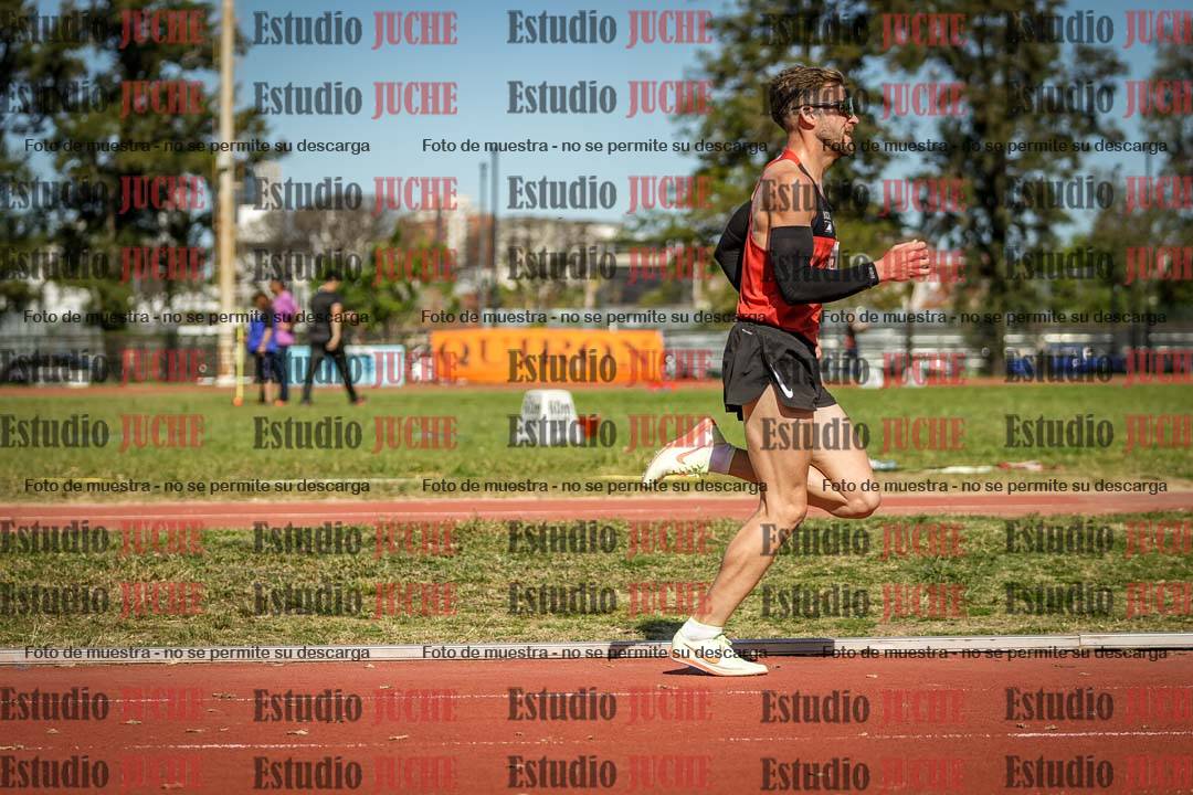 Fotos de los 5000 m llanos de varones