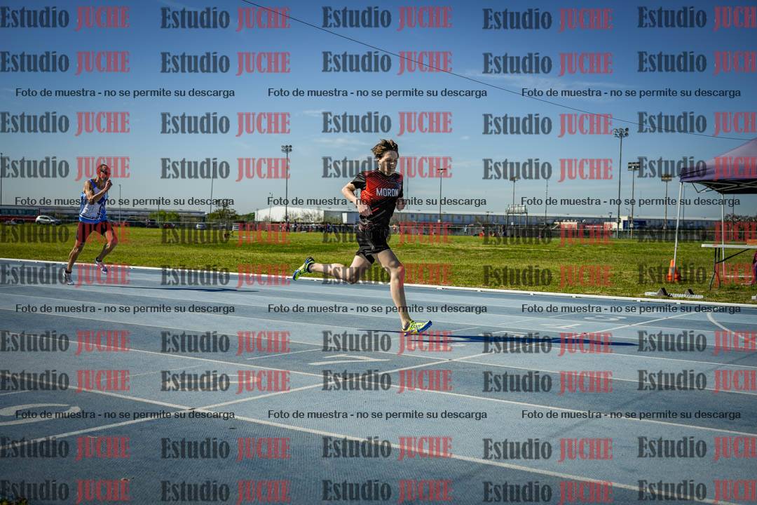Fotos de los 400 m llanos de varones