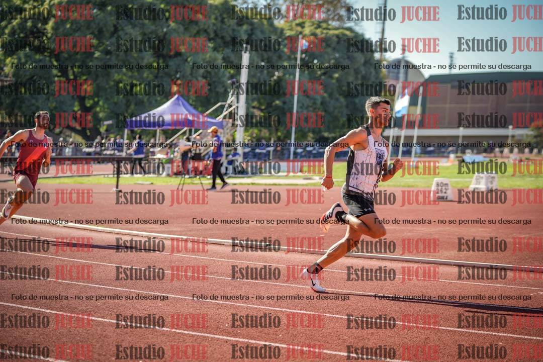 Fotos de los 400 m llanos de varones