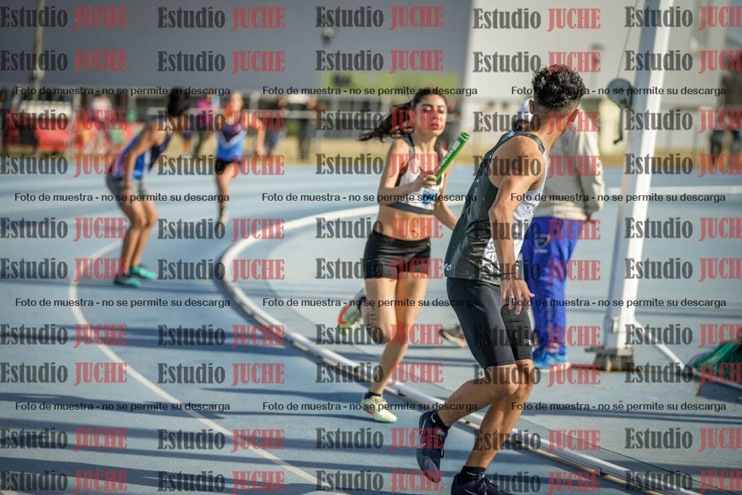 Fotos de las Postas 8x200 m mixta
