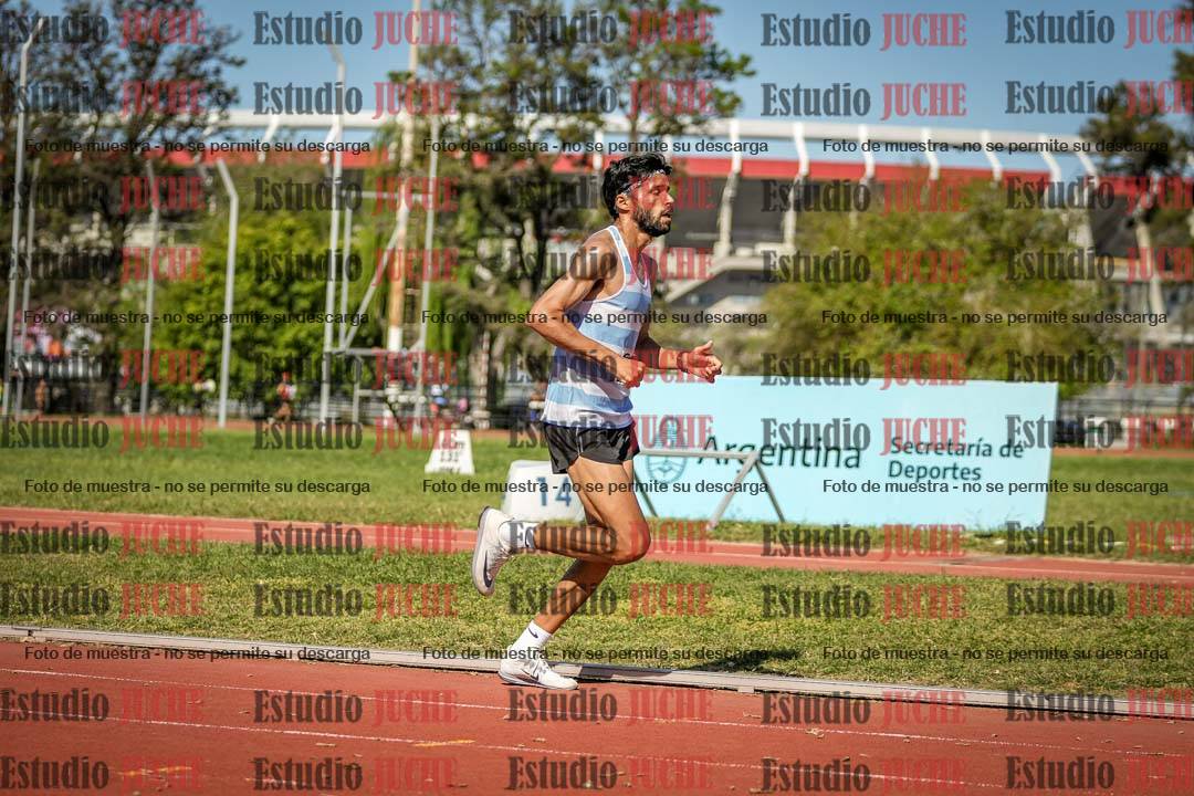 Fotos de los 5000 m llanos de varones