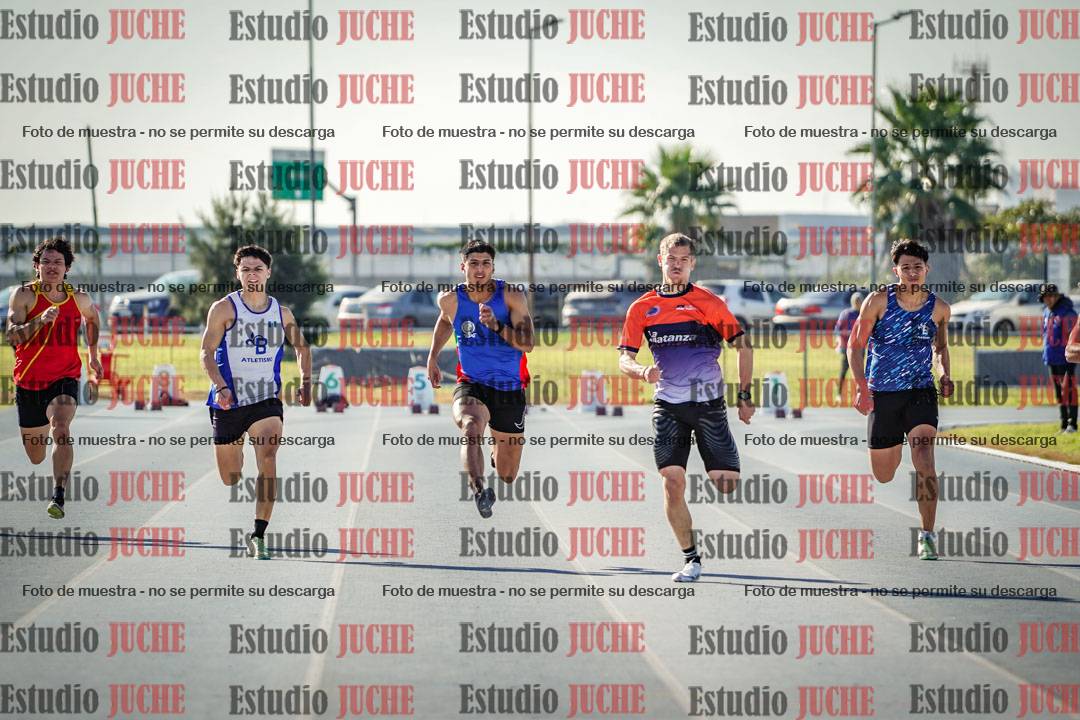 Fotos de los 100 m llanos de varones - FINAL